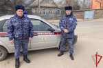 Росгвардия в Ивангороде нашла машину мошенников, обманувших пенсионера